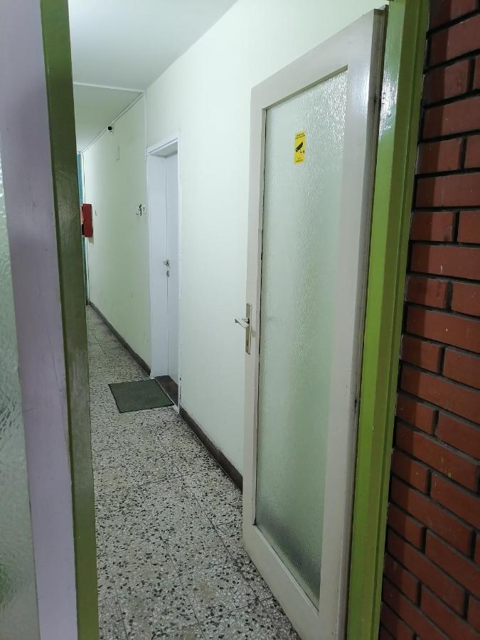 Apartamento Kingston Pirot Exterior foto