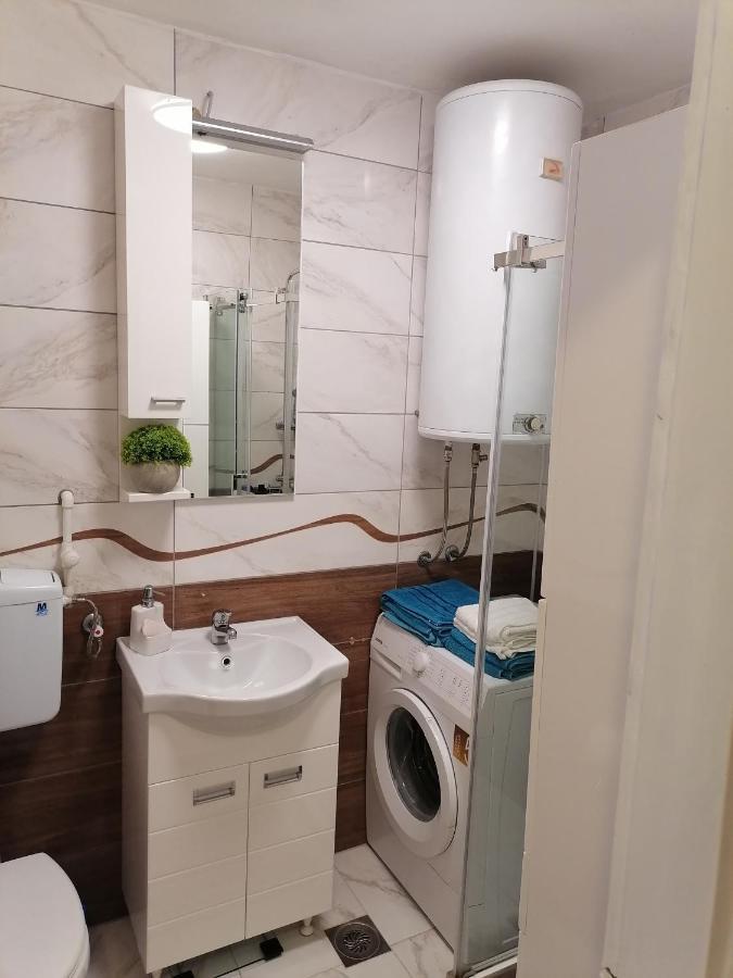 Apartamento Kingston Pirot Exterior foto